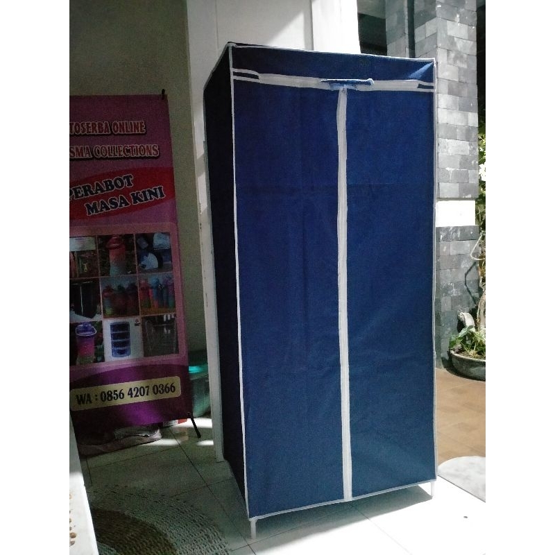 Almari Gantungan Gamis