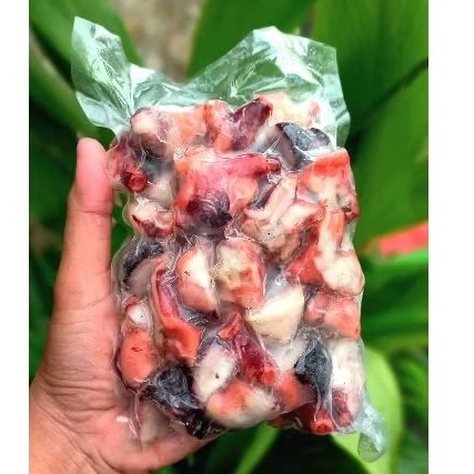 

GURITA POTONG MERAH PREMIUM Mix (DOMINAN BADAN KEPALA LEHER) KEMASAN 500GRM