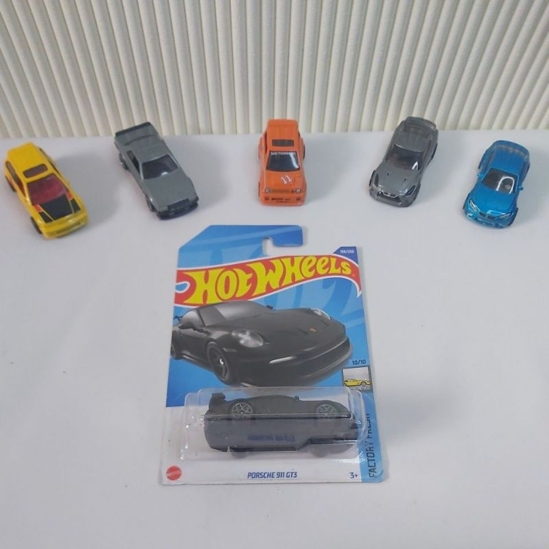 hotwheels porsche 911 gt3