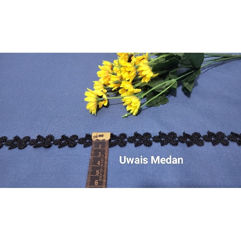 Renda Zipper 1.5cm, kombinasi gamis / mukena, harga per meter.