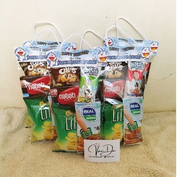 

Mini Paket Snack Ultah / Snack Ulang Tahun