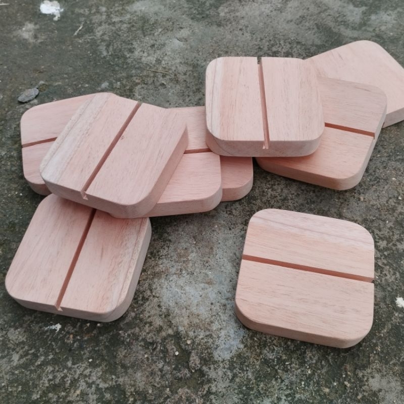 

Stand Holder | Stand Nomer Meja | Stand Akrilik | Stand Holder Murah