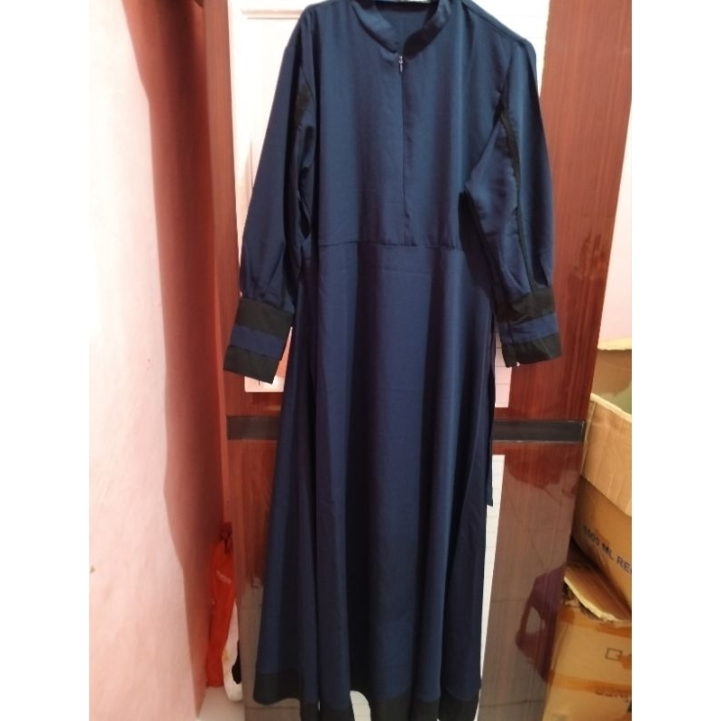 preloved gamis wolfis navy+khimar Ritz safar