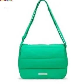 Beyond The Vines Poofy Bag Hijau