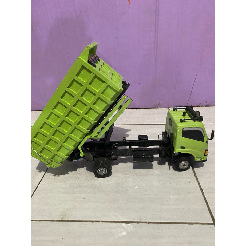 truk hino dutro 300 truk kalimantan oleng