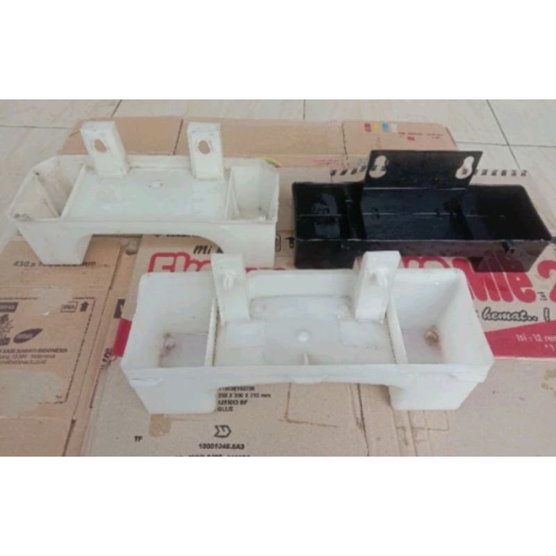 TAMPUNGAN AIR KULKAS SHARP 1 DAN 2 PINTU ORIGINAL COPOTAN