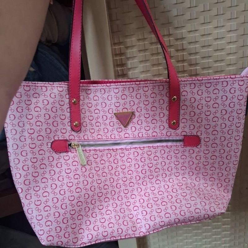 Dijual preloved Tas tote Guess KW Super  baru blm pernah dipakai sm sekali