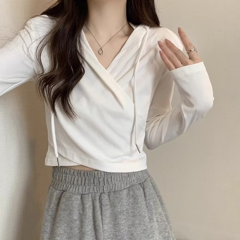 Blus Putih Wanita Lengan Panjang