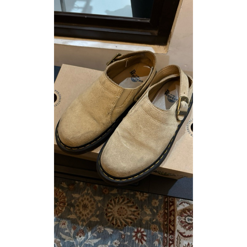 ISHAM DR MARTENS SECOND