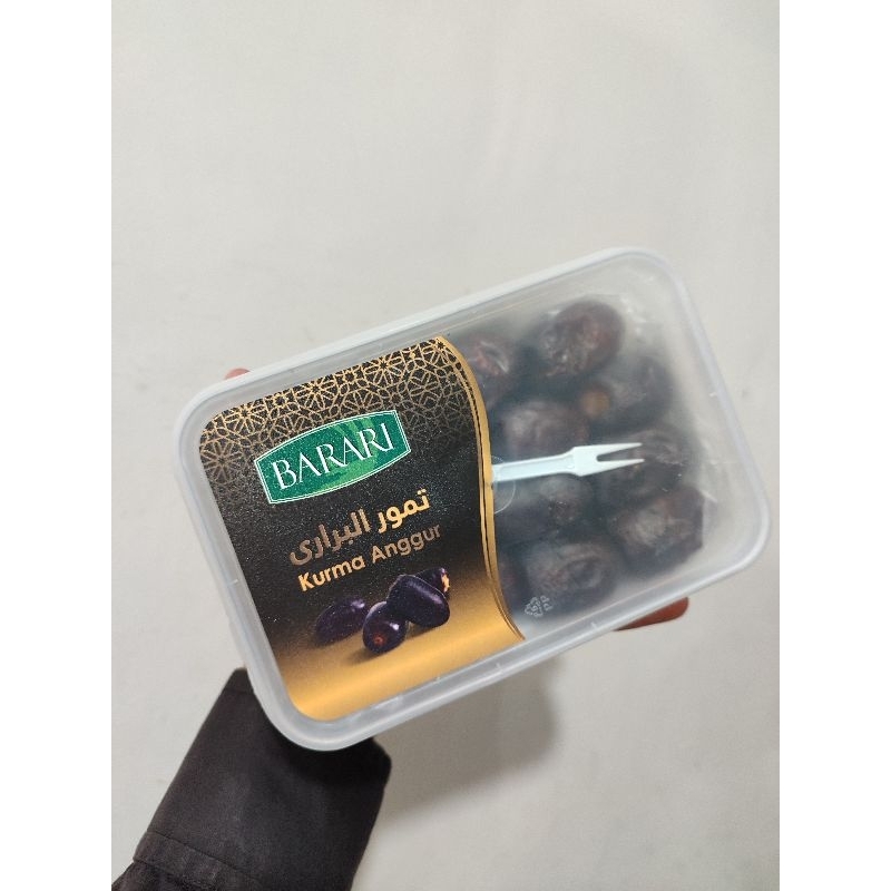 

KURMA BARARI ANGGUR TOPLES / KURMA BARARI BAM / KURMA ANGGUR / OLEH OLEH UMROH HAJI 550Grams