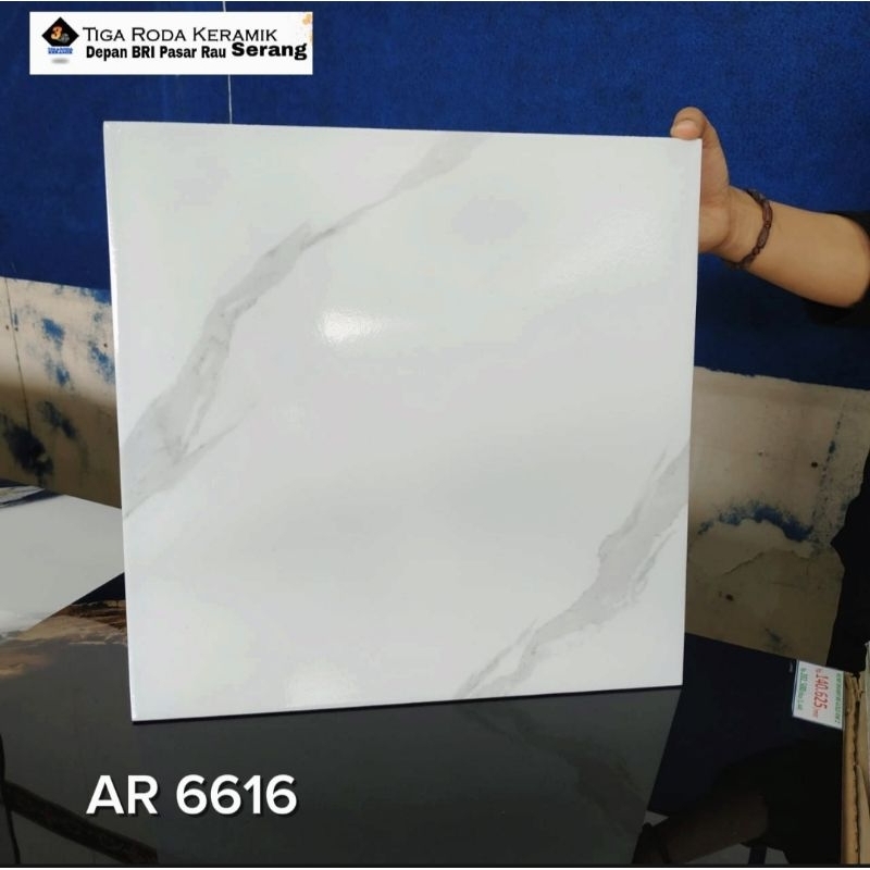 keramik 40x40 lantai/keramik motif/keramik kilap/keramik dasar putih/keramik lantai/keramik kw 1/ker