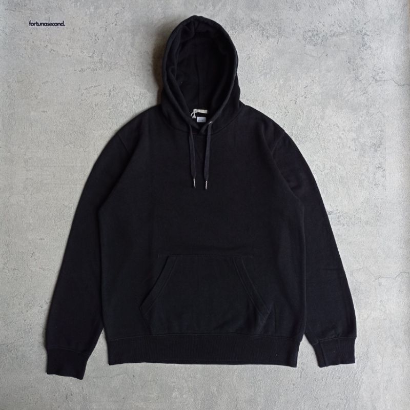 HOODIE UNIQLO GU SECOND HITAM BASIC