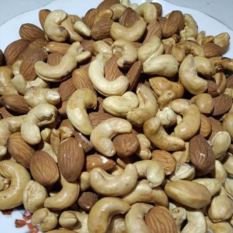 

Roasted Mix Nut Almond - Mete / Mede / Mente Panggang