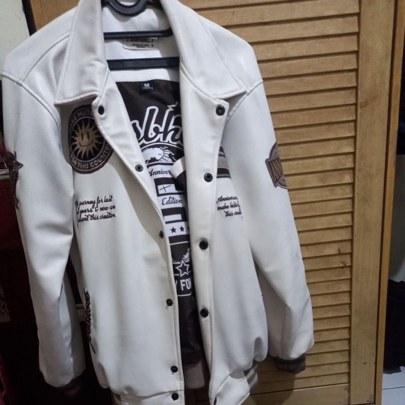 asbhoel varsity