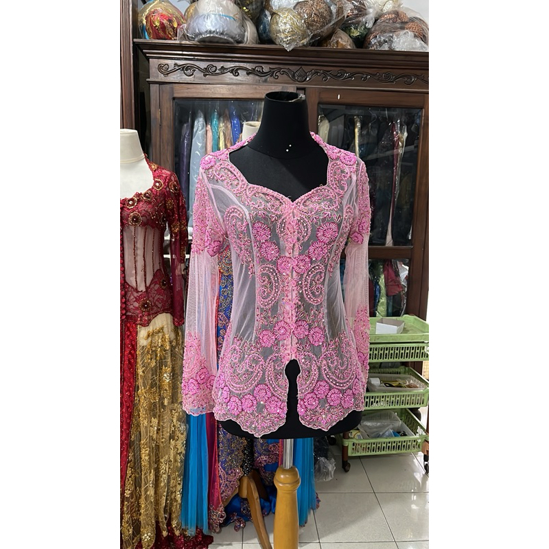 Preloved KEBAYA PINK