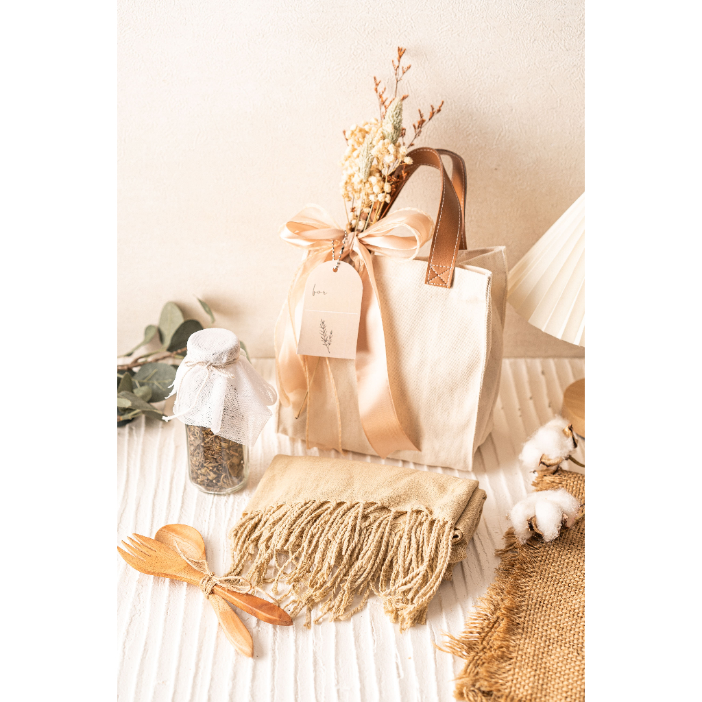 

Tea Hampers Souvenir Teh Artisan Eid Hampers - NADEEN Hampers