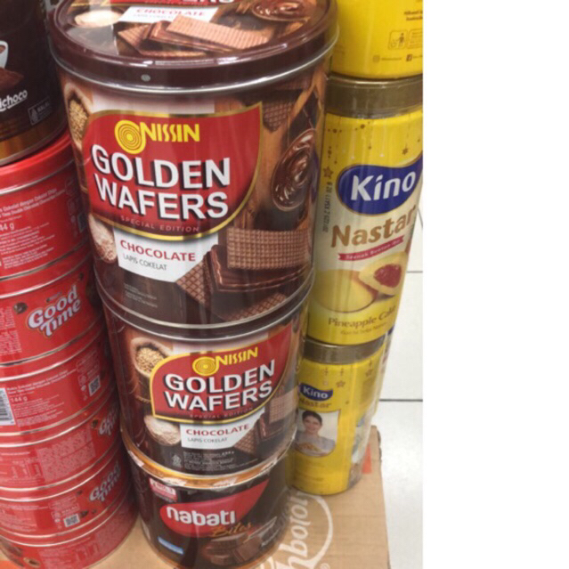 

NISSIN GOLDEN WAFER 233gr Kaleng