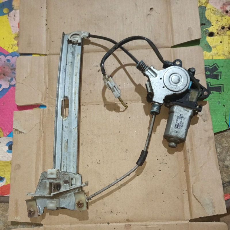 power window Mazda tribute Ford escape belakang kiri