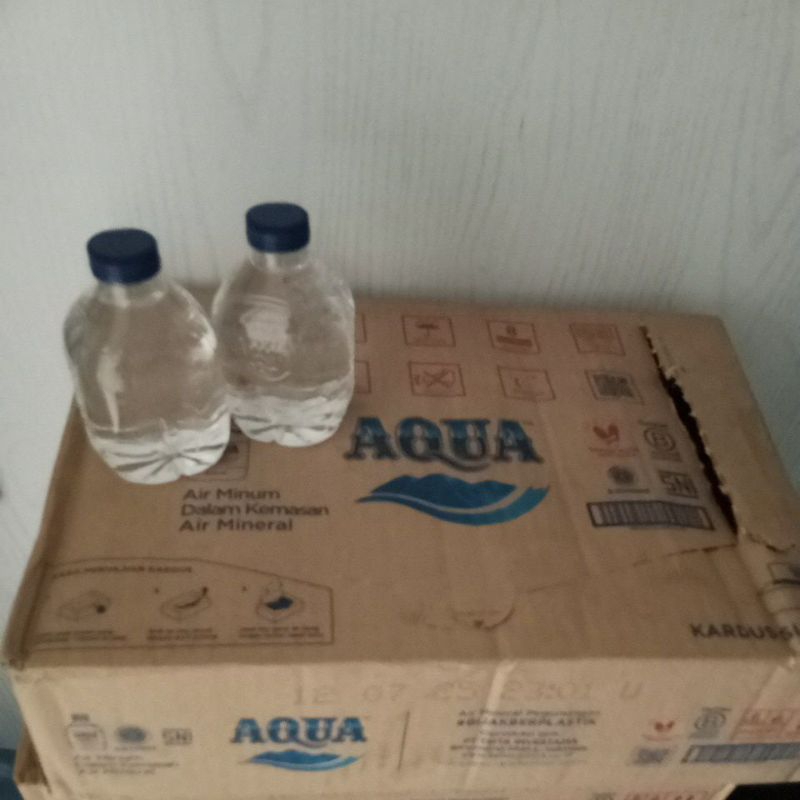 

Aqua cube 220ml/Aqua botol mini