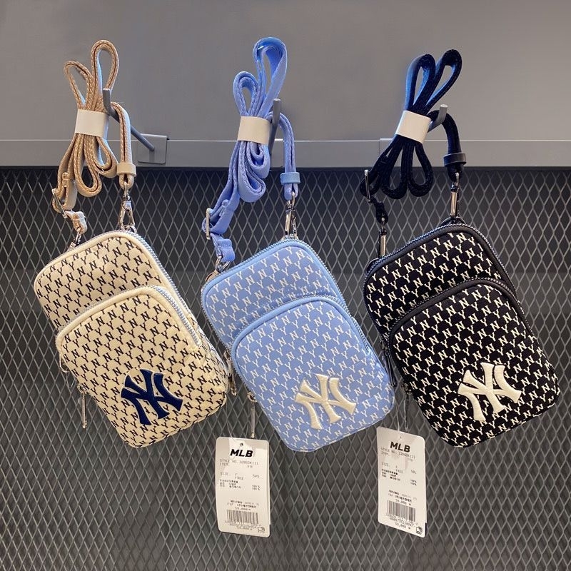MLB NY MONOGRAM POCKET BAG / SLING BAG