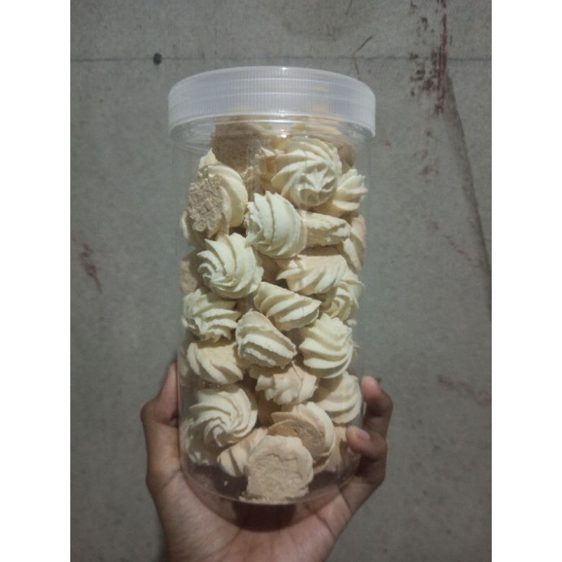 

camilan toples