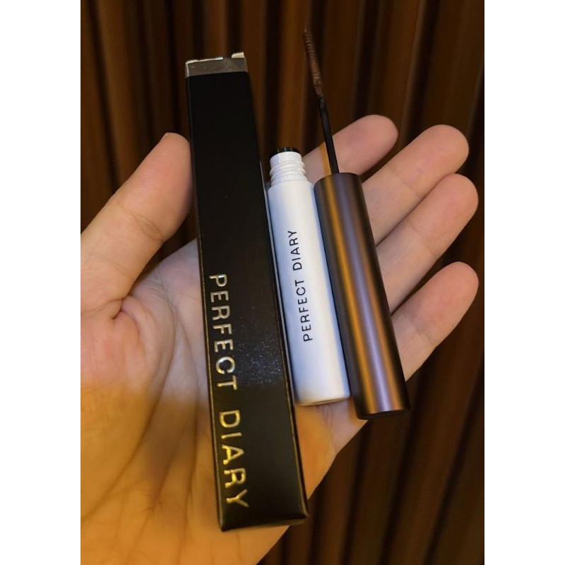 Maskara perfect diary