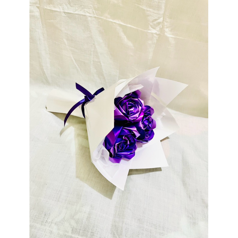 

buket artificial pita bulat