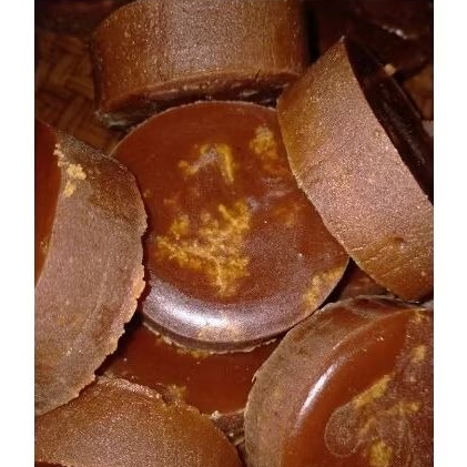 

Gula aren asli. tanpa campuran. di jamin 100% keaslian nya 1 kg