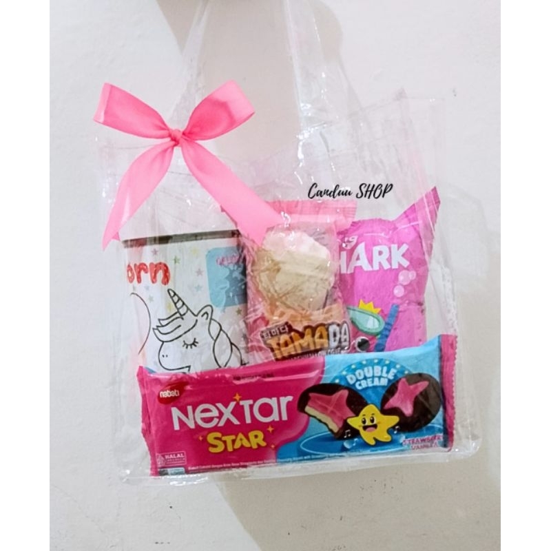 

Snack Ulang Tahun Anak Pink Hampers Souvenir