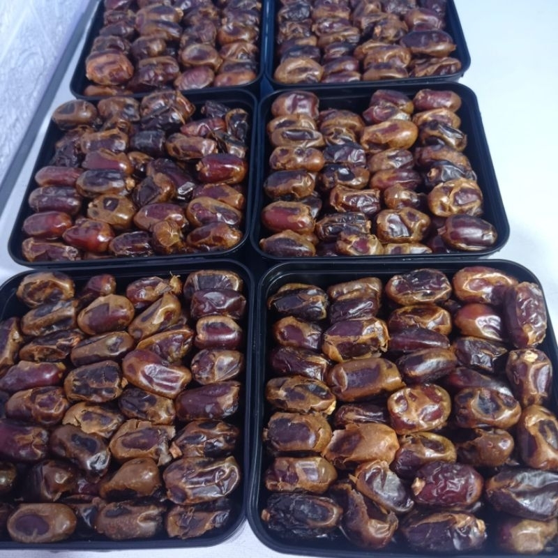 

Kurma Khalas kemasan 1kg