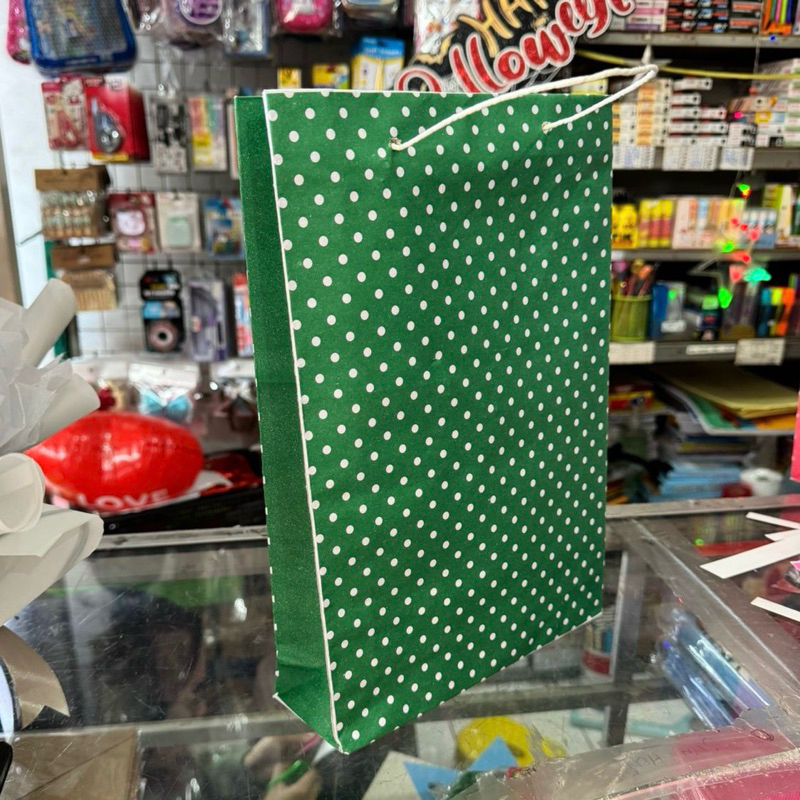 

Paper Bag Polkadot Doff Small