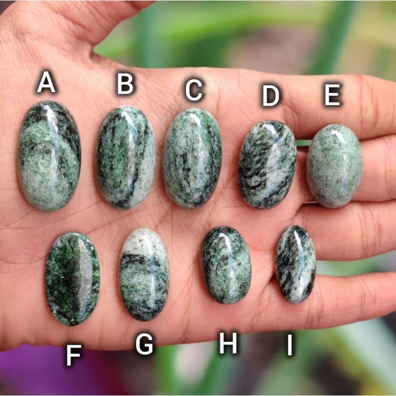 Batu pasir intan hijau matrix lostun natural asli 1000% batu