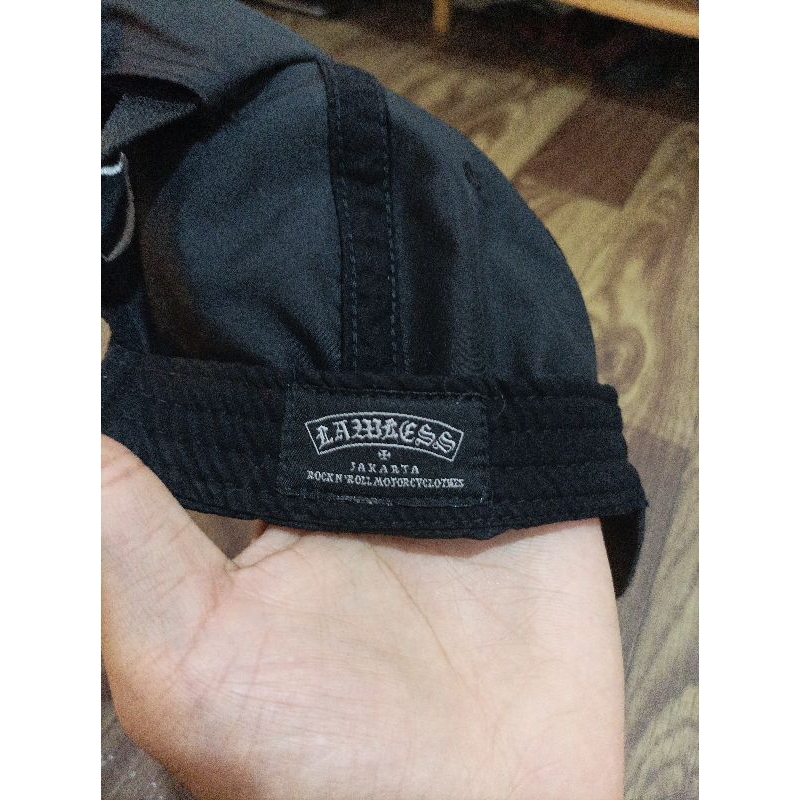 Carousell Topi Lawless