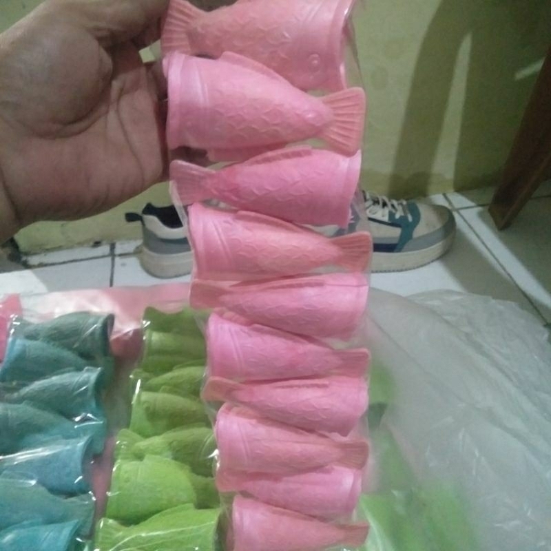 

10PCS CONE ES KRIM IKAN