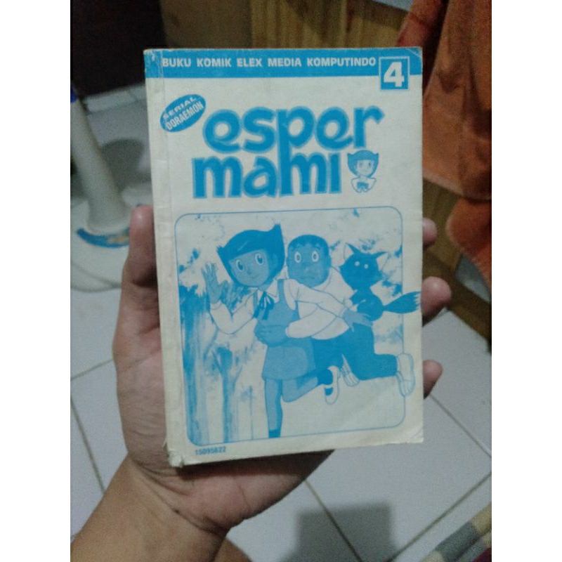 Komik Esper Mami volume 4.