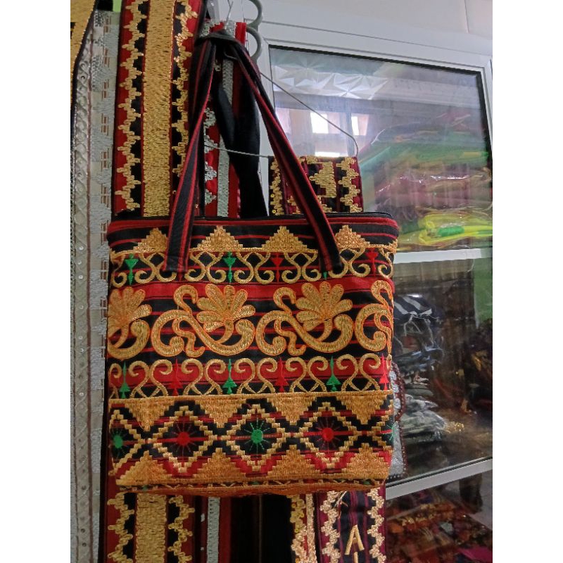 tas tapis / tas selempang tapis / dompet tapis