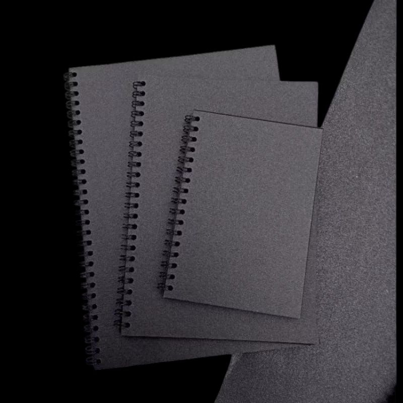 

Notebook Hitam Polos isi 25 Lembar 50 Halaman Blank paper Plain Notebook Buku Tulis Kertas Hitam A6 A5 B5