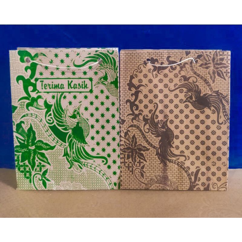 

200 pcs paperbag batik sedang uk 21X17X6