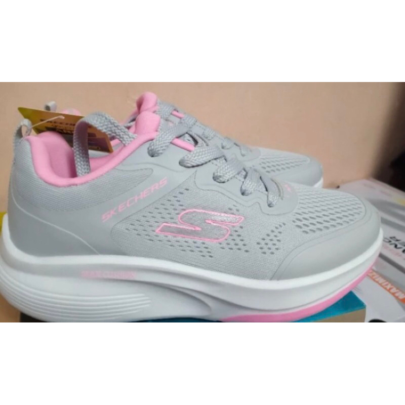 skechers sepatu ukuran 37