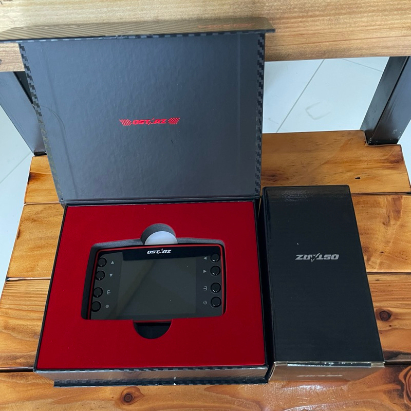 GPS LAP TIMER QSTARZ 8000GT