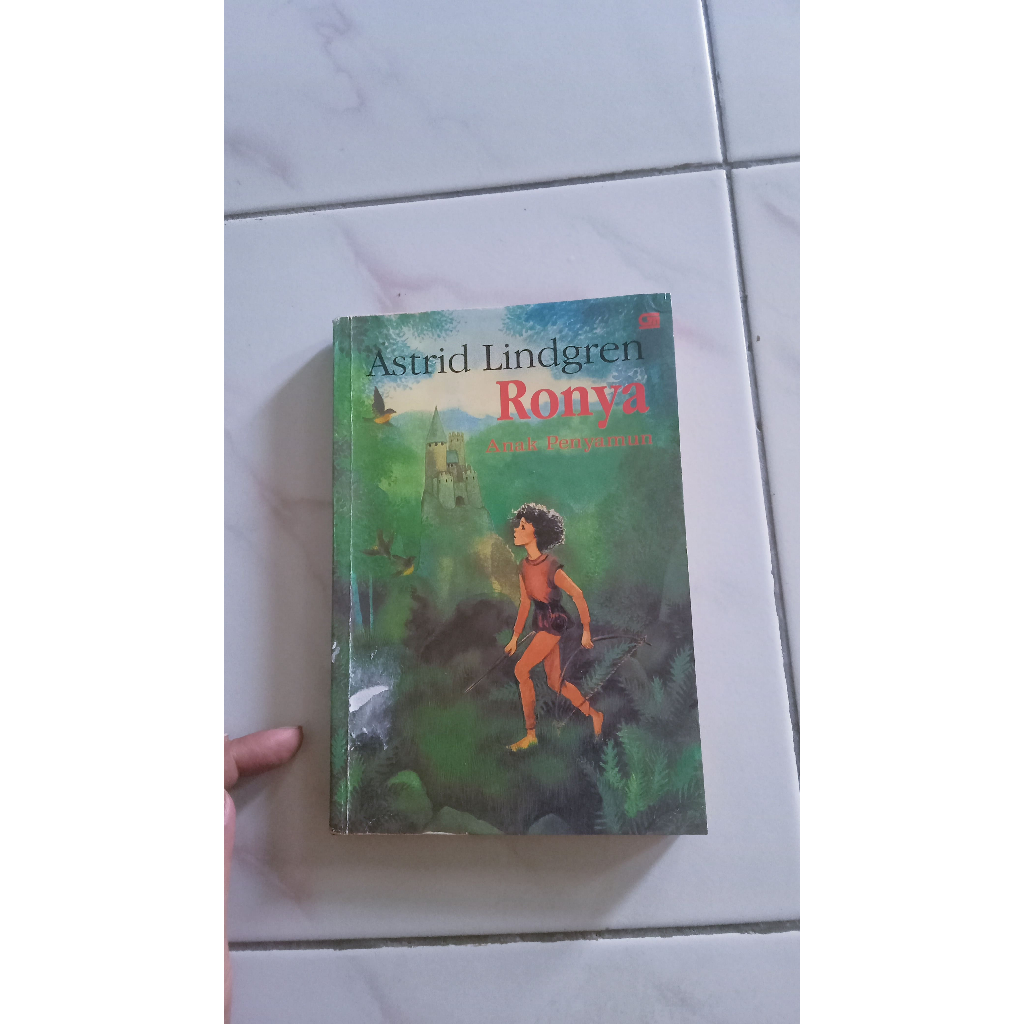 Ronya Anak Penyamun - Astrid Lindgren