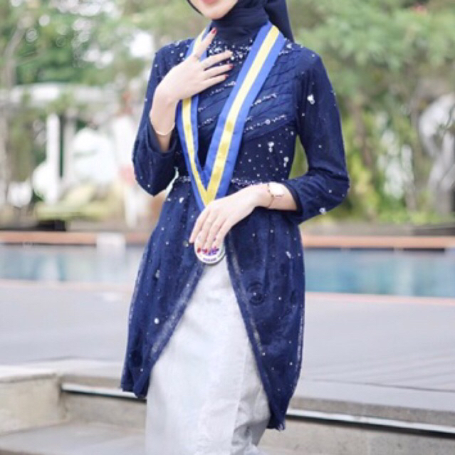 kebaya bekas/ kebaya preloved/ kebaya modern/ kebaya wisuda/ kebaya lamaran/ kebaya