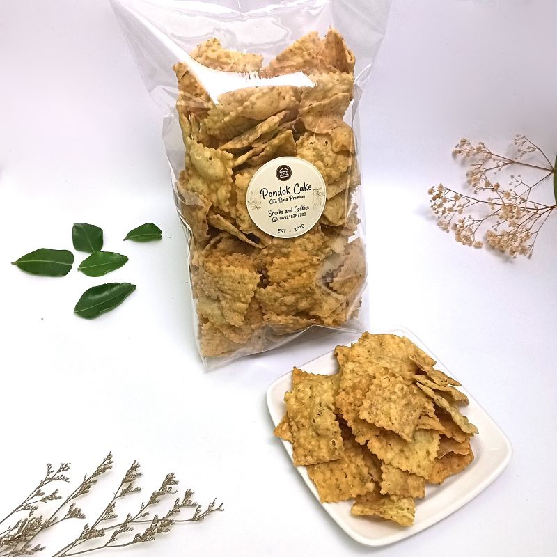 

KRIWANG - Cemilan Kripik Bawang Aneka Varian Kemasan 150gr /Keripik Bawang/Kue Bawang/Keripik pangsit/Kripik Pangsit/Keripik Kari/Keripik Kencur/Cemilan/Camilan