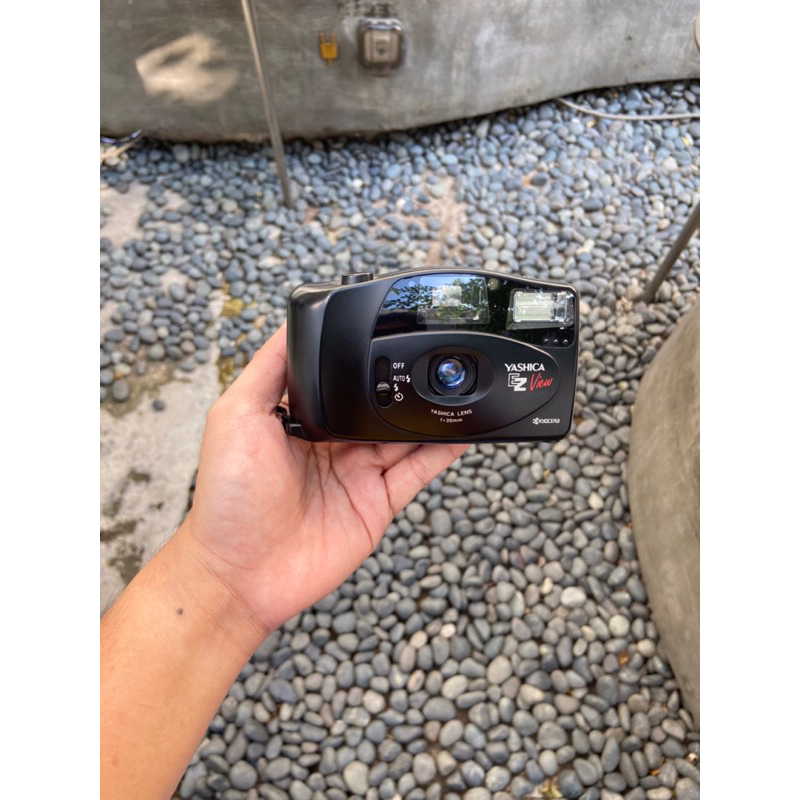 Yashica EZ View ( Analog Film Camera )