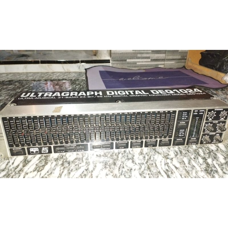 equalizer behringer deq 1024 bekas
