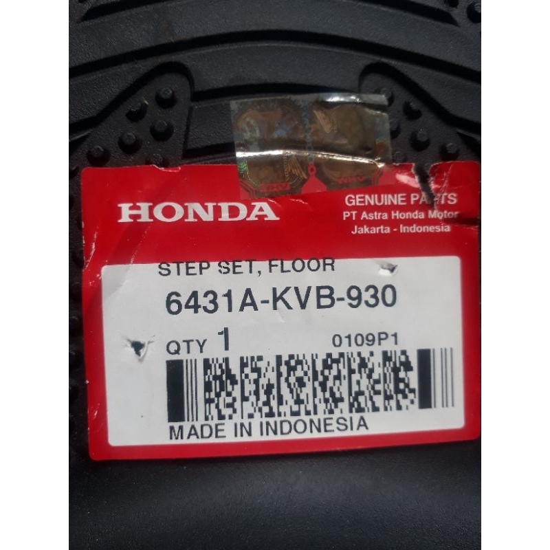6431A-KVB-930 COVER LANTAI PIJAKAN KAKI STEP FLOOR VARIO 110 CW OLD LAMA KARBU ORIGINAL AHM
