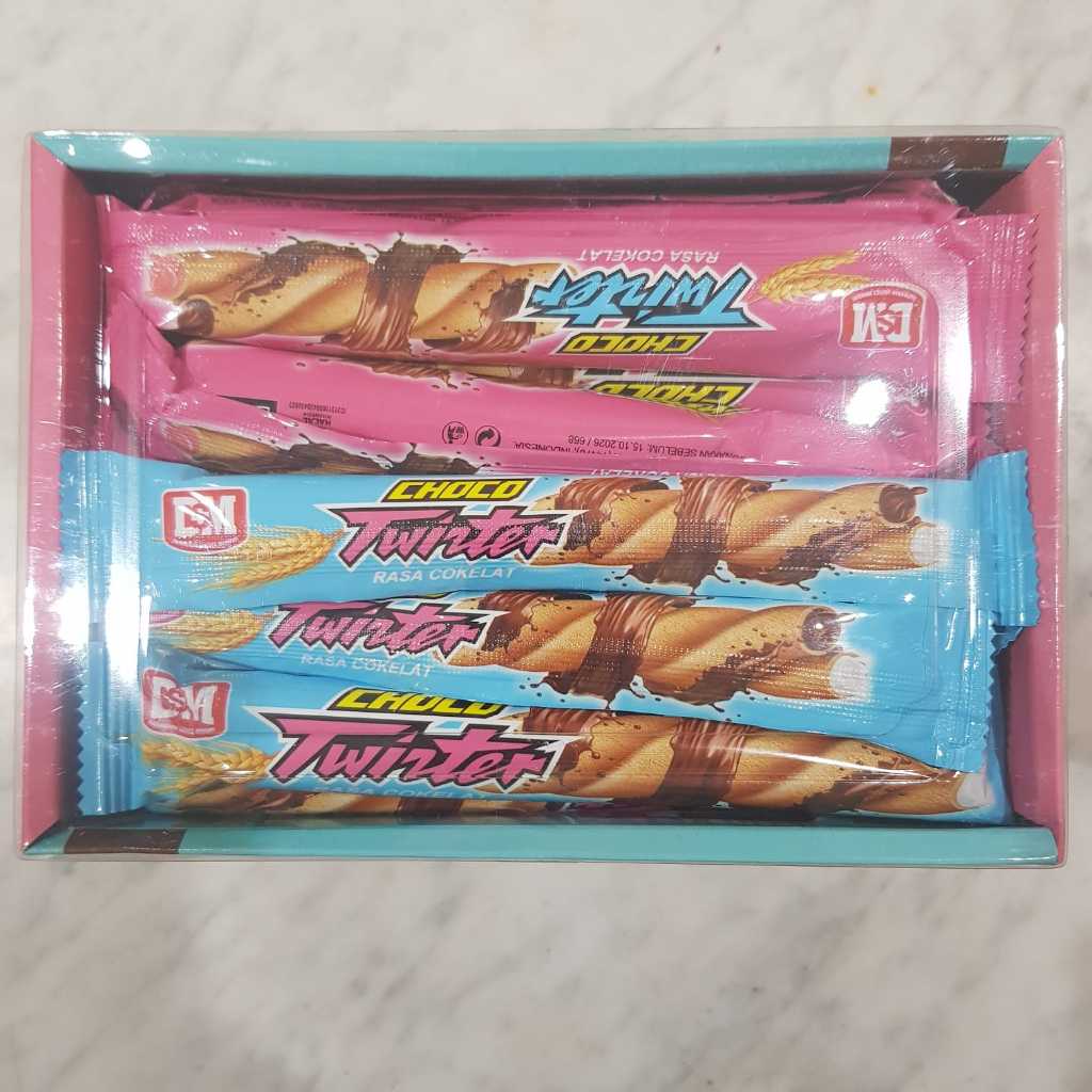 

Snack Camilan Jajanan Biskuit Choco Twister Box