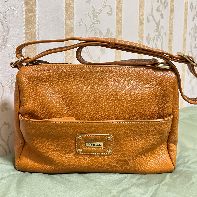 Papillon Tas Selempang Kulit Preloved Leather Bag / Casual Bag