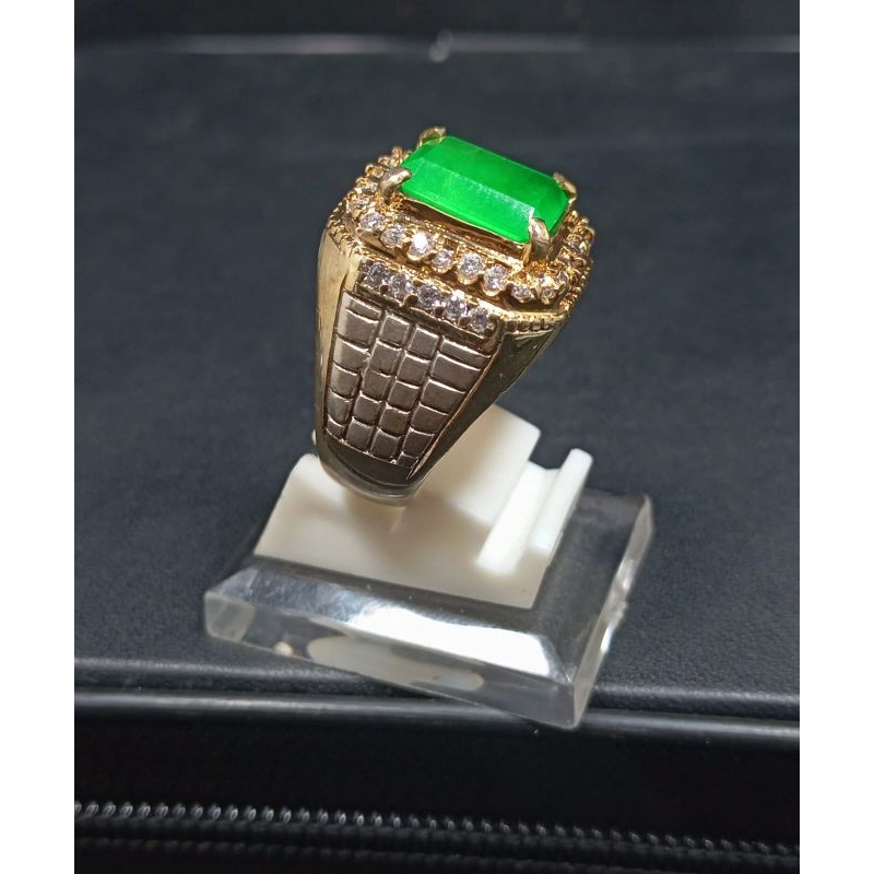 CINCIN BATU GIOK/JADEITE JADE ASLI NATURAL LENGKAP DENGAN SERTIFIKAT
