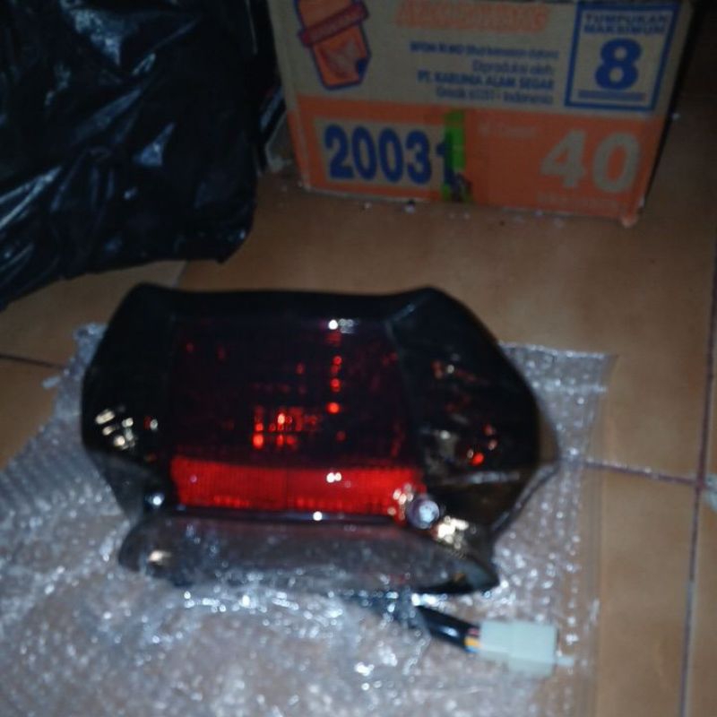 LAMPU STOP MIO OLD MIO SMILE SMOKE